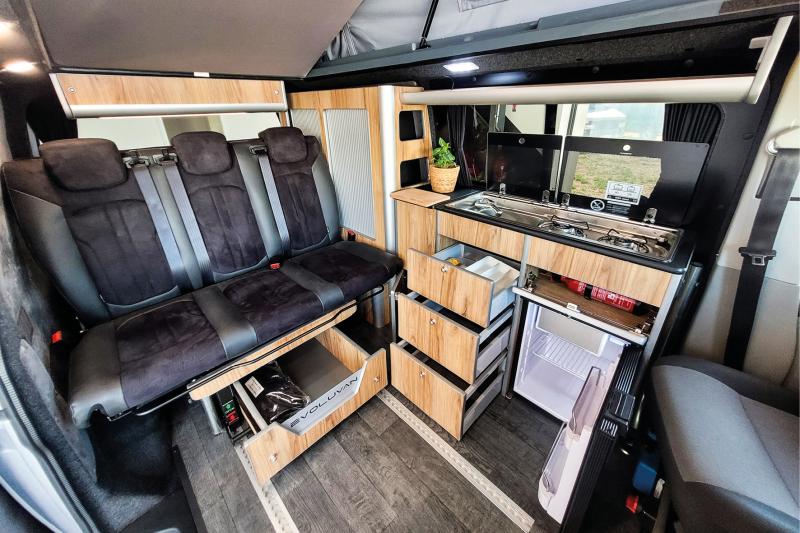 VWT64710